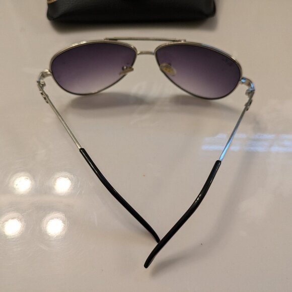 Ray-Ban Aviator Sunglasses & Case - Picture 3 of 8